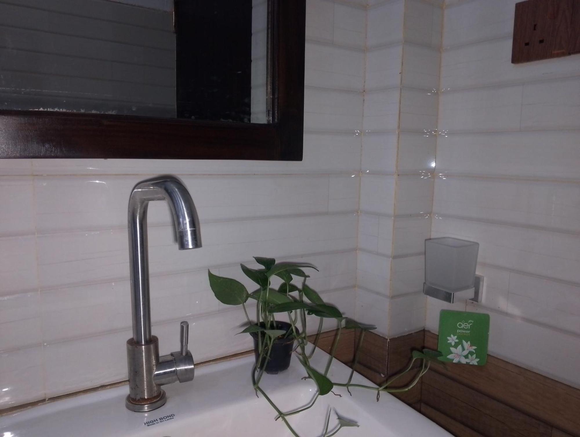 Sun Sea Guest Home Tangalle Exterior foto