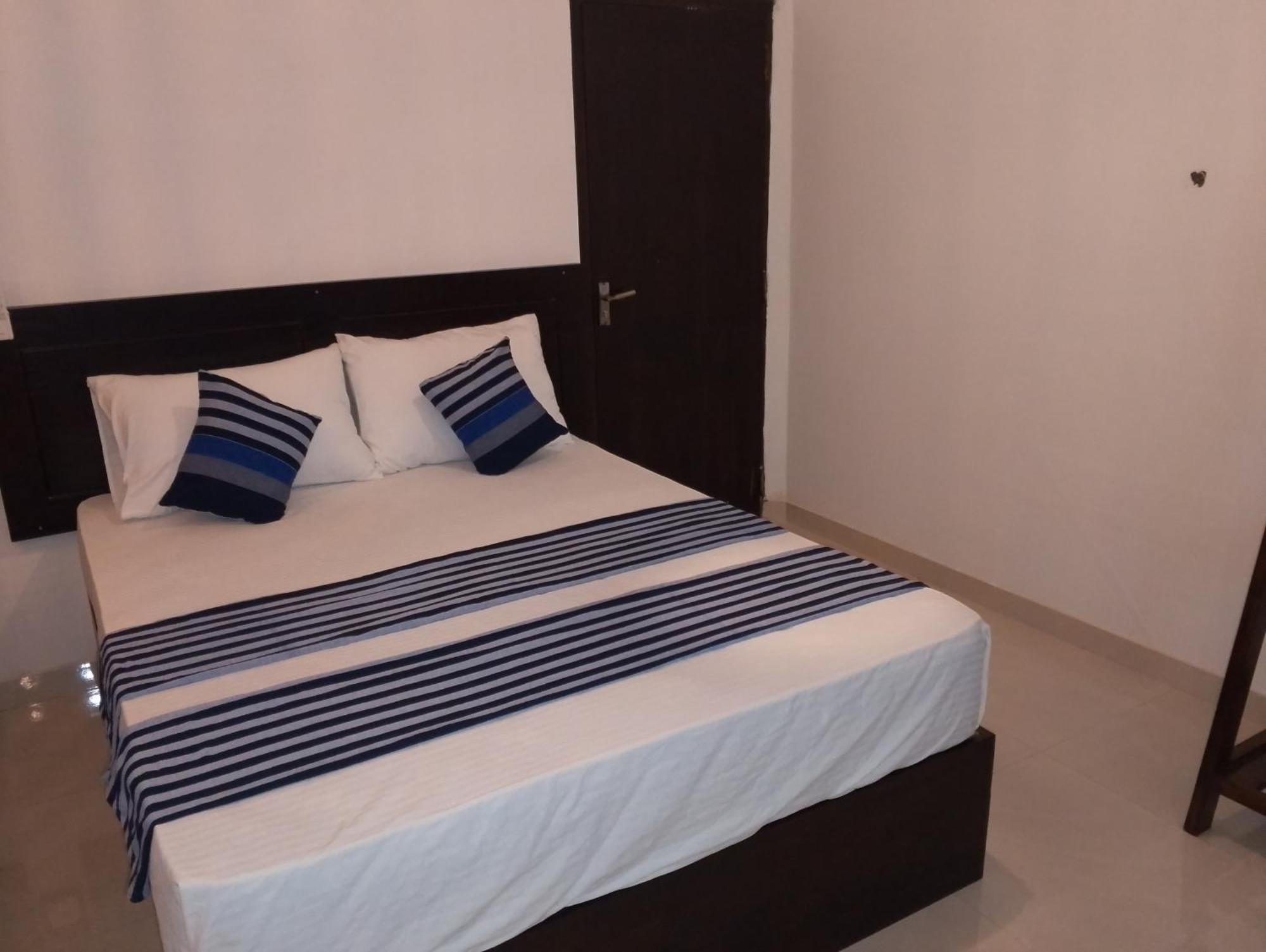 Sun Sea Guest Home Tangalle Exterior foto