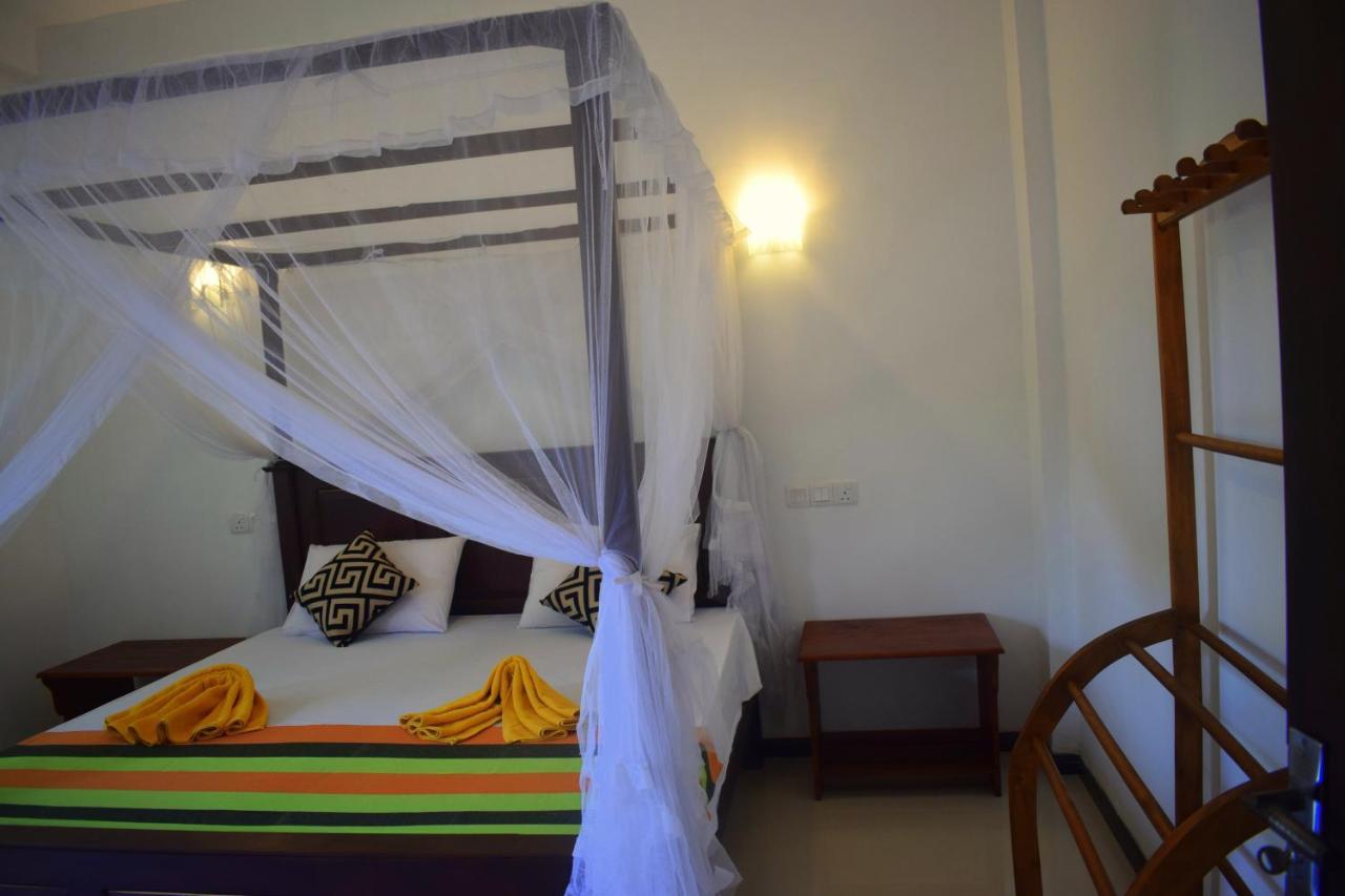 Sun Sea Guest Home Tangalle Exterior foto