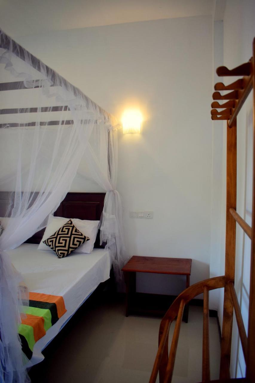 Sun Sea Guest Home Tangalle Exterior foto